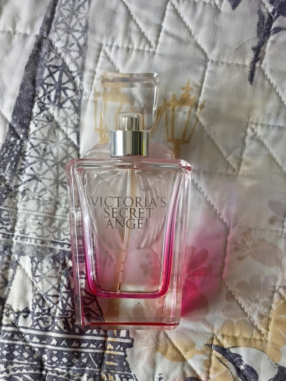 Victoria's Secret Angel Wings Pink Ombre Fragrance bottle